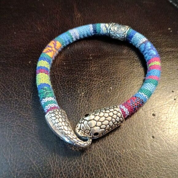 Men's Blue Striped Metal Snake Bracelet Hook Closure - Picture 6 of 6